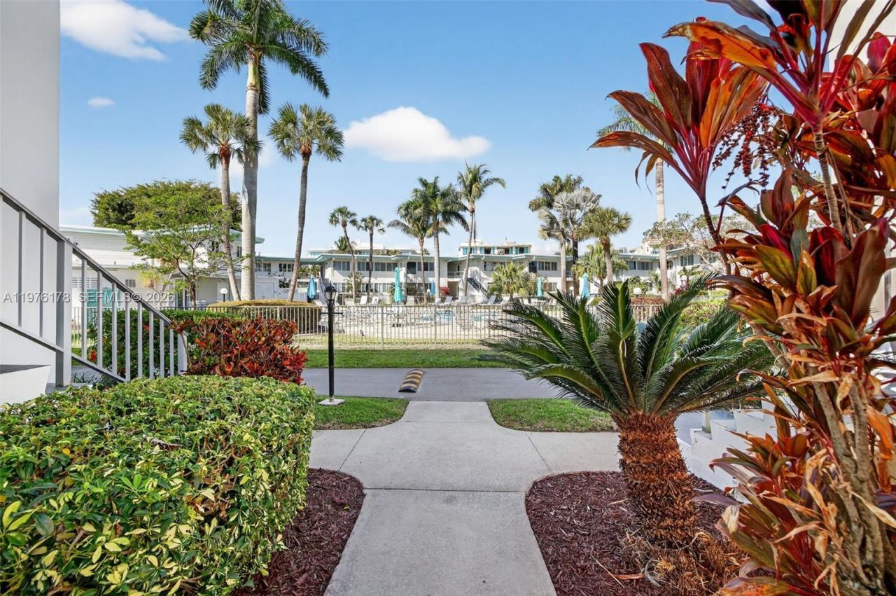 180 Isle Of Venice Dr , Unit 121, Fort Lauderdale, FL 33301 Photo