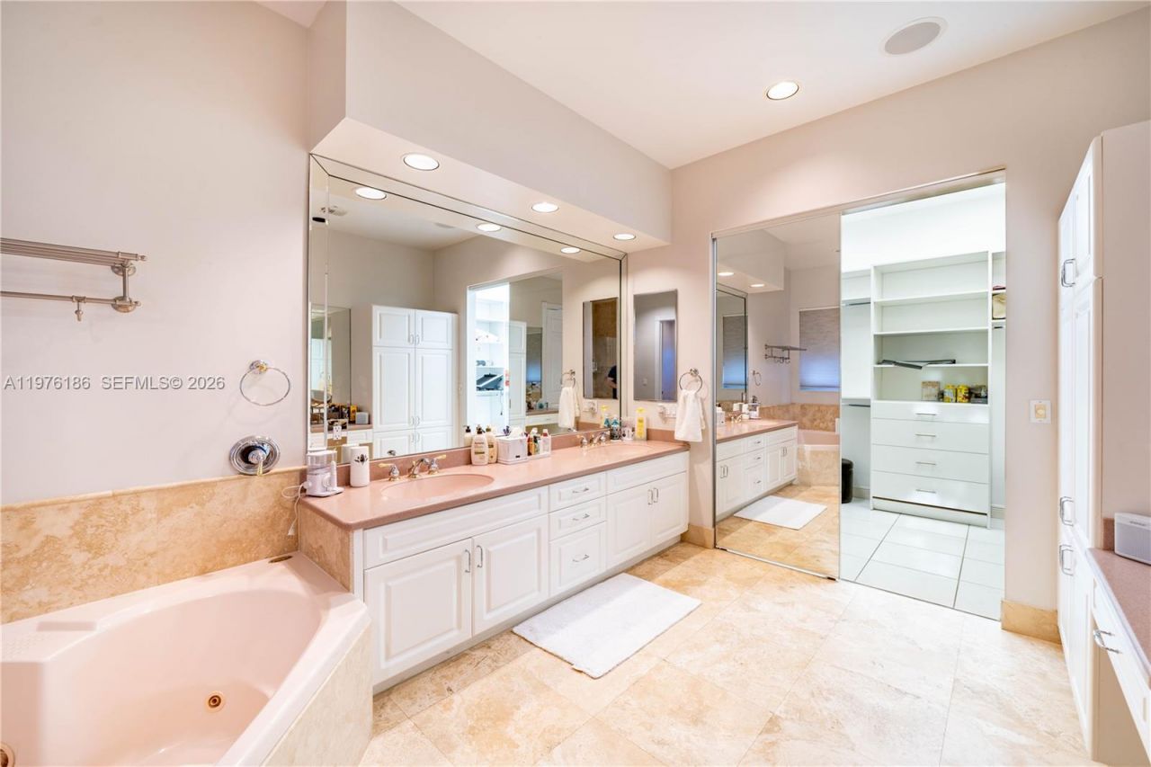 1547 Mariner Way, Hollywood, FL 33019 Photo