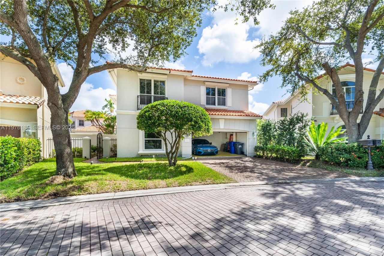 1547 Mariner Way, Hollywood, FL 33019 Photo
