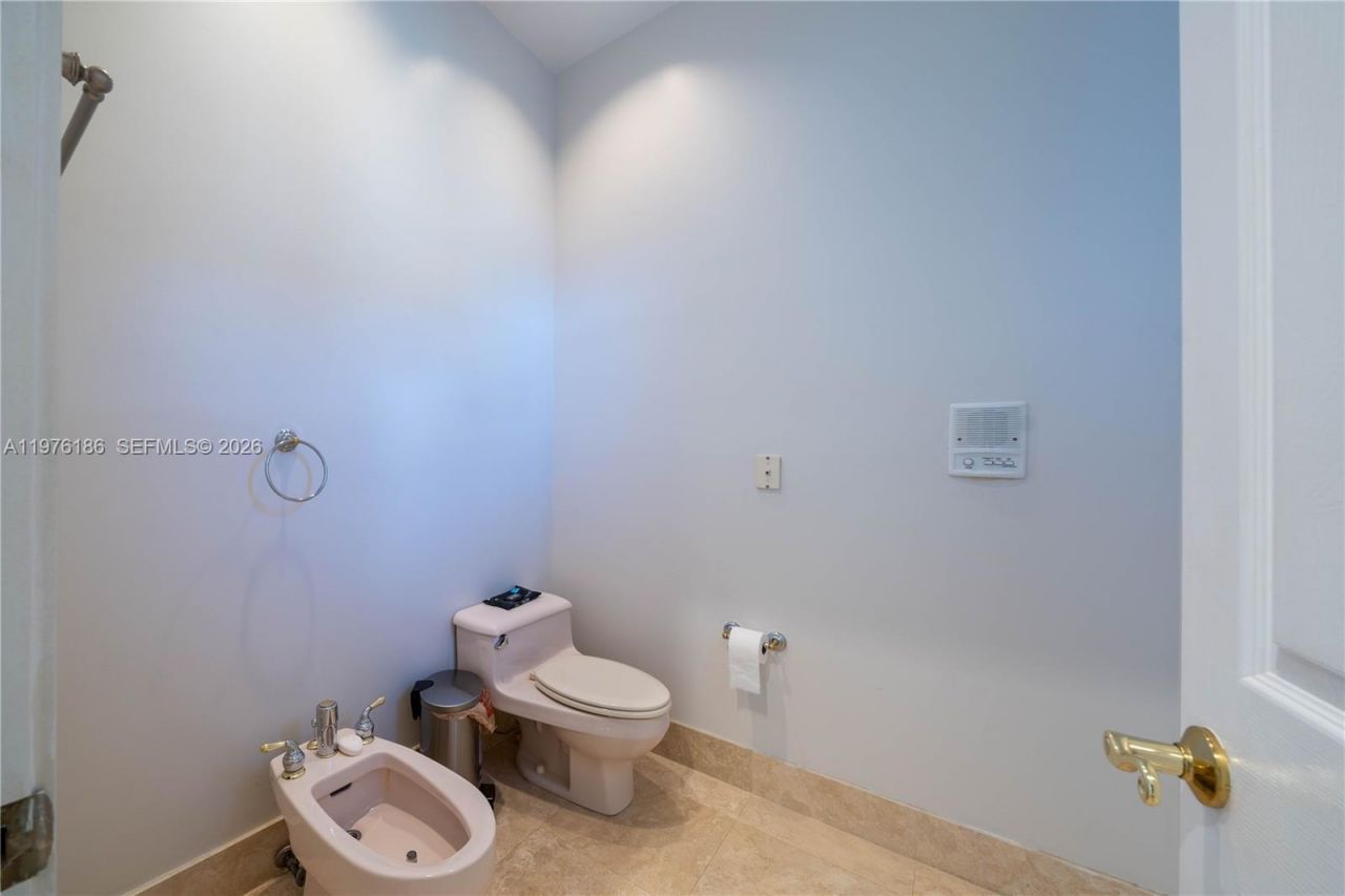 1547 Mariner Way, Hollywood, FL 33019 Photo