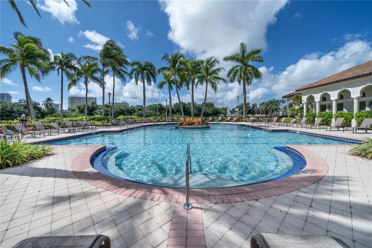 1547 Mariner Way, Hollywood, FL 33019 Photo