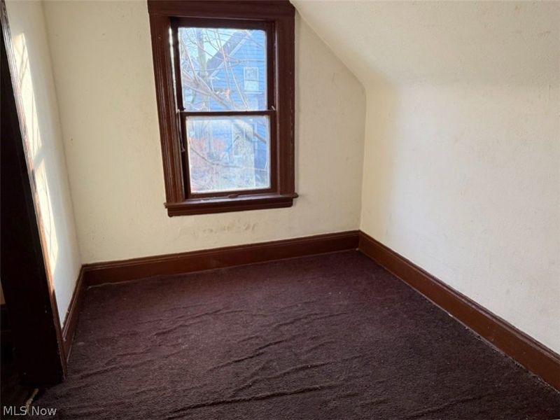 3934 Arnold Court, Cleveland, OH 44109 Photo 21