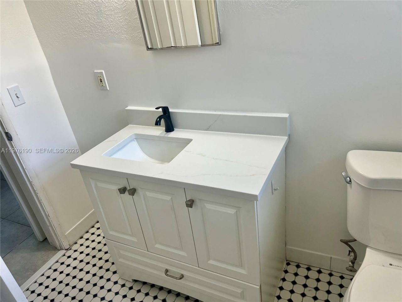 630 NE 15th Ct, Fort Lauderdale, FL 33304 Photo