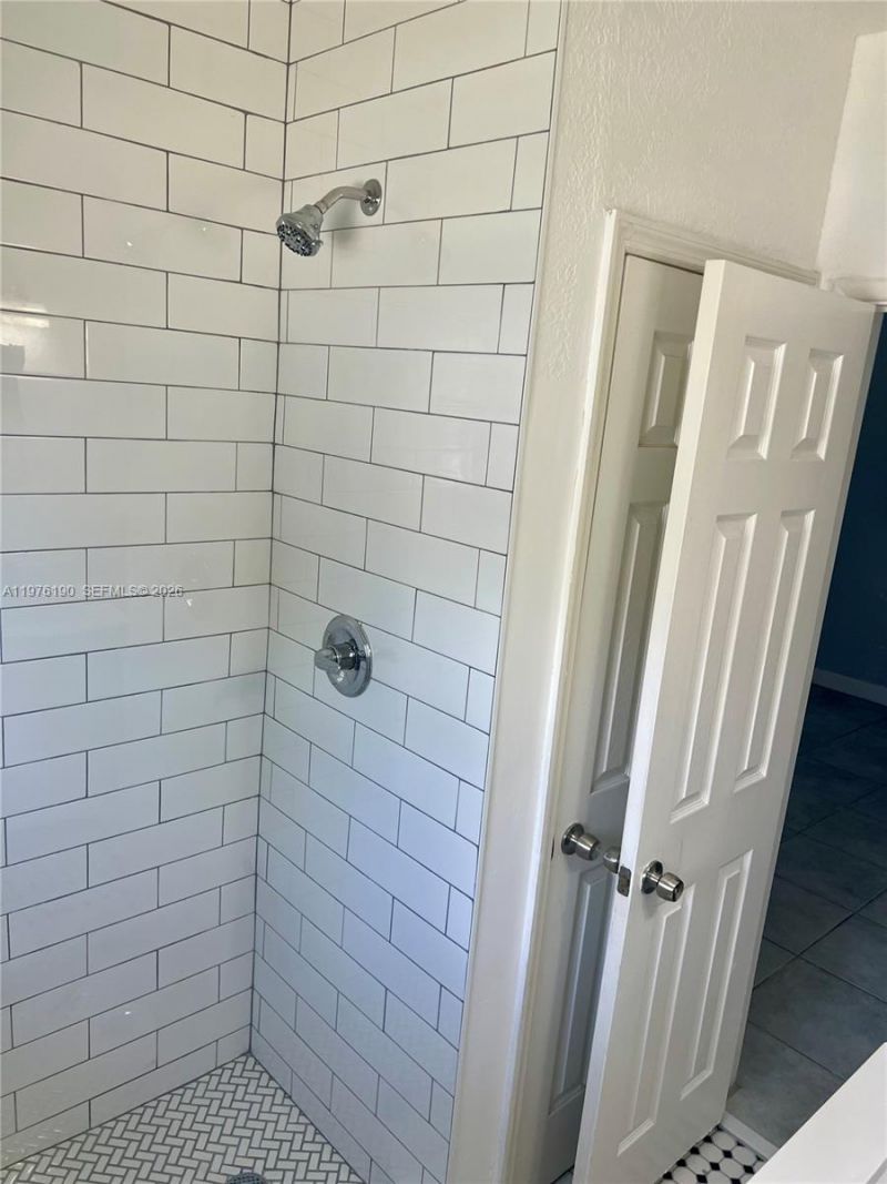 630 NE 15th Ct, Fort Lauderdale, FL 33304 Photo