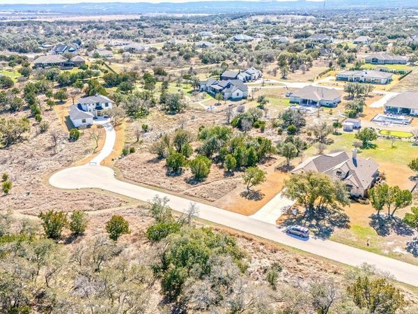 105 Rocky Summit CT, Spicewood, TX 78669