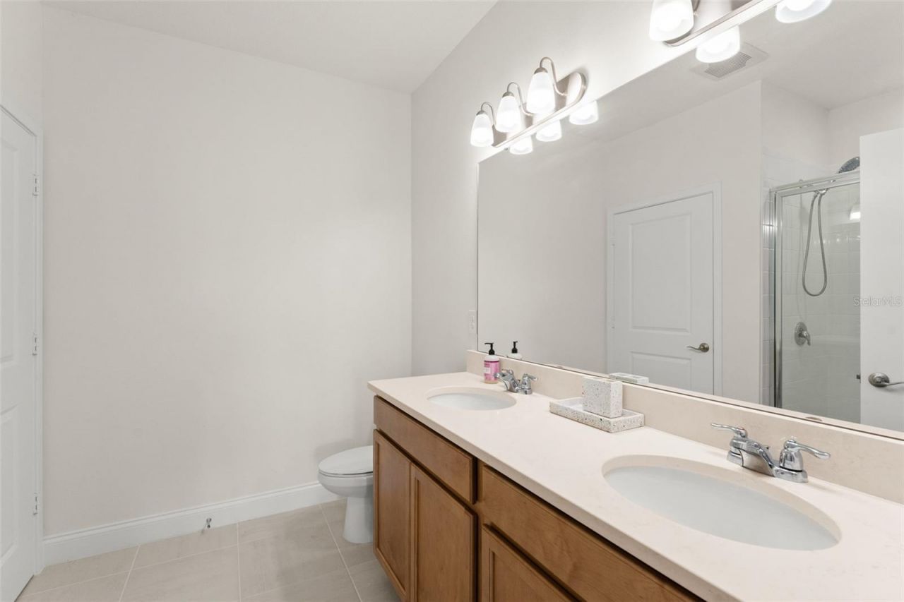 7521 Laureate Boulevard, Unit 5308, Orlando, FL 32827 Photo