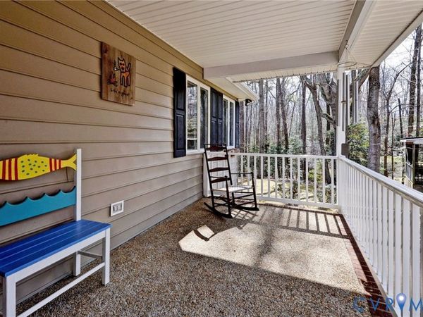 320 White Pine Lane , Hartfield, VA 23071