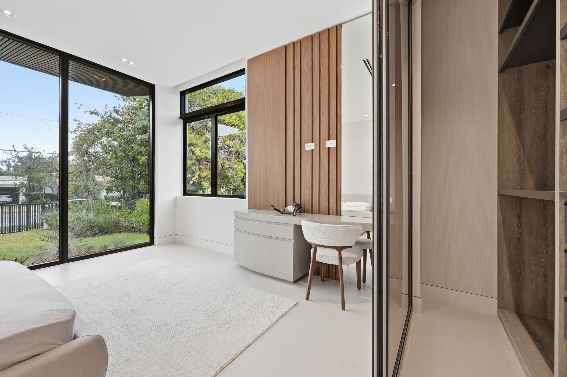 930 S Shore Drive, Miami Beach, FL 33141 Photo