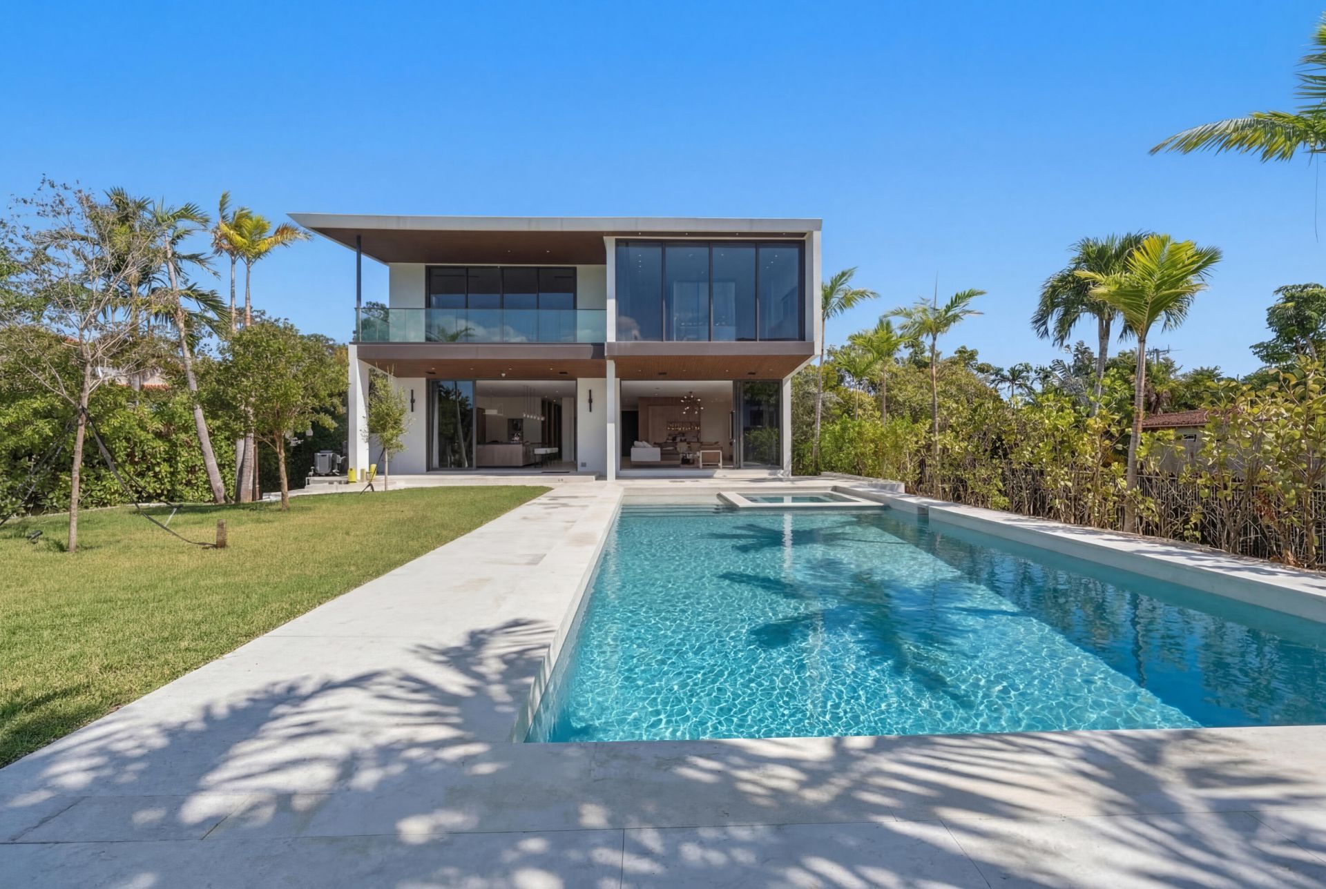 930 S Shore Drive, Miami Beach, FL 33141 Photo