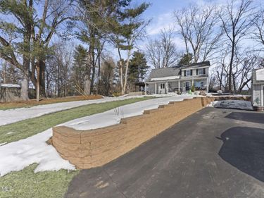 413 E Campbell Rd Extension, Schenectady, NY 12303