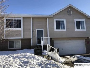 7737 Morris Street , Omaha, NE 68122