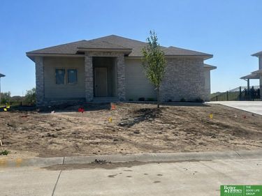 11715 S 119th Street, Papillion, NE 68046