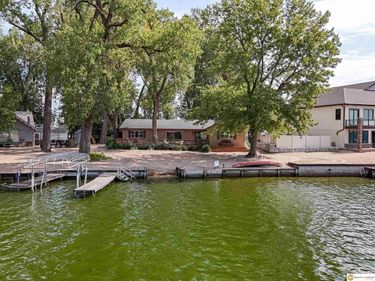 S-1032 Platte Shore Drive , Fremont, NE 68025