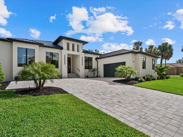 1605 LANDFALL DRIVE , NOKOMIS, FL 34275