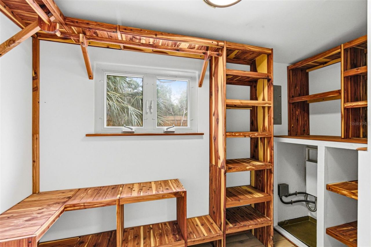 1239 Alcazar Way S, Saint Petersburg, FL 33705 Photo