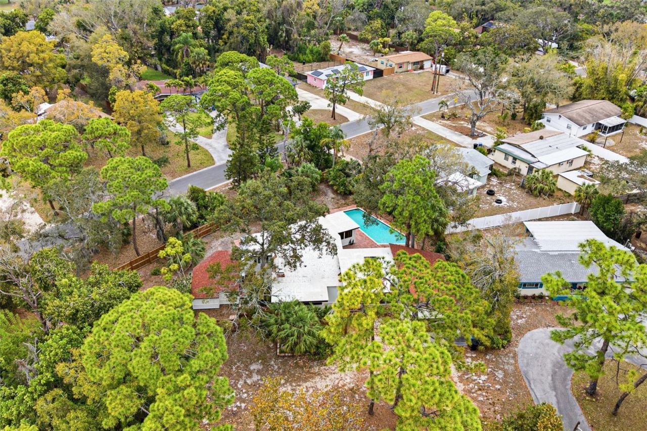 1239 Alcazar Way S, Saint Petersburg, FL 33705 Photo