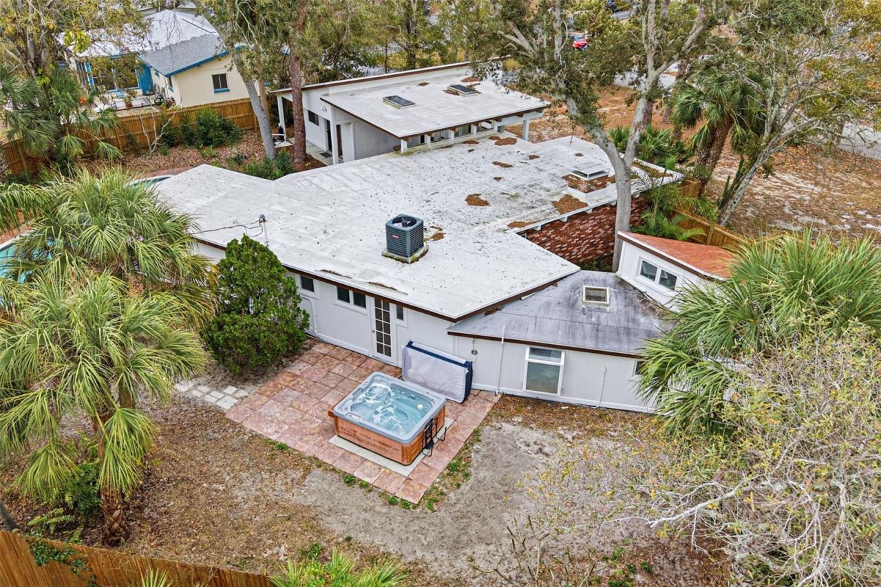 1239 Alcazar Way S, Saint Petersburg, FL 33705 Photo