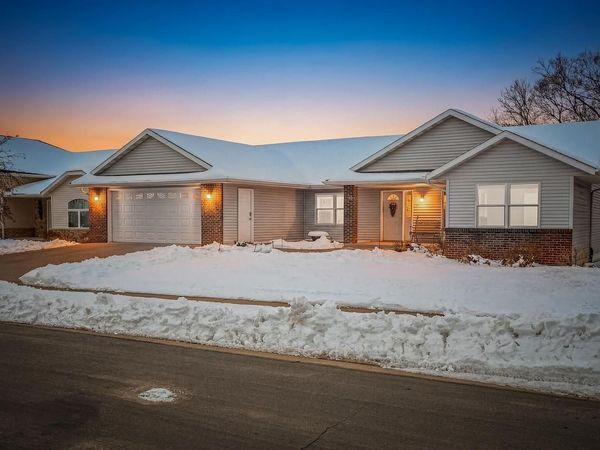 4301 Mariah DRIVE N, La Crosse, WI 54601