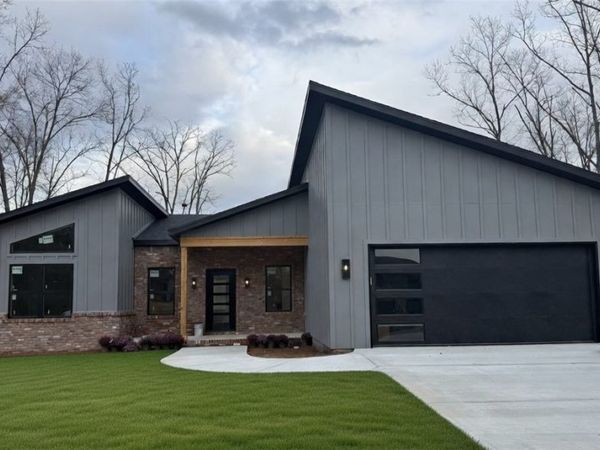 43 Cawood Drive, Bella Vista, AR 72714