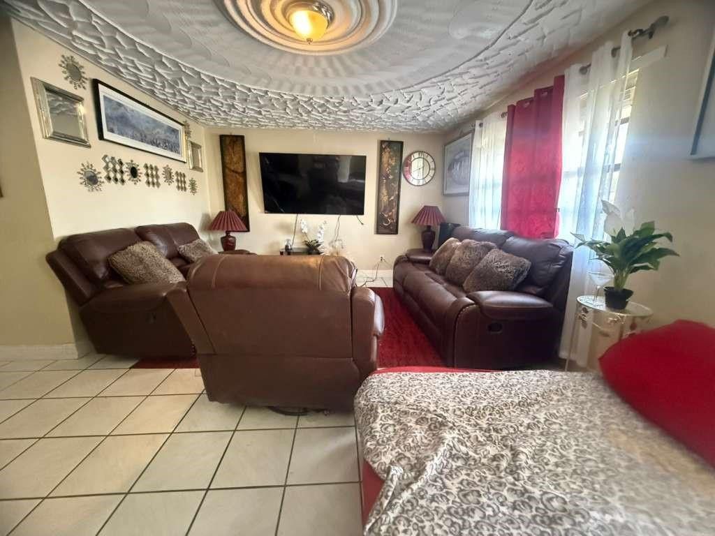 5836 Wiley St, Hollywood, FL 33023 Photo