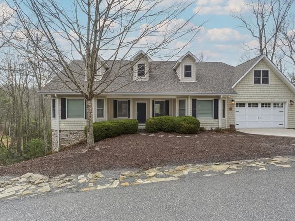 127 Henry Pl, DANIELS, WV 25832