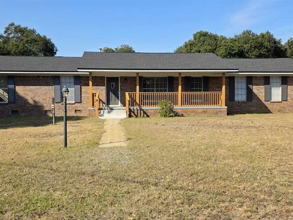 8751 Wren Rd, Pensacola, FL 32534