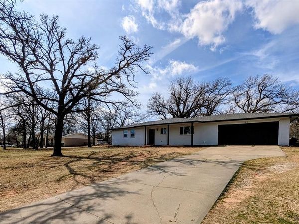 126 Pickard Drive, McLoud, OK 74851