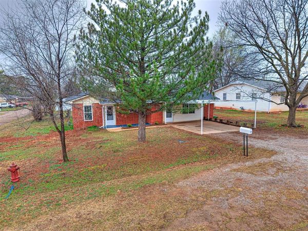 1005 Birch Street, Wellston, OK 74881