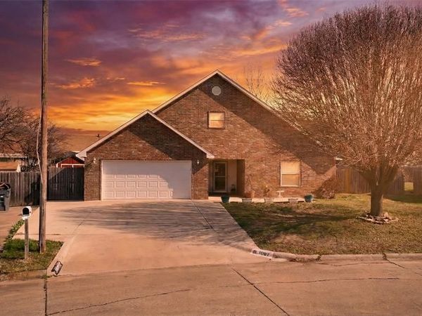 1601 N Ward Road, Ardmore, OK 73401