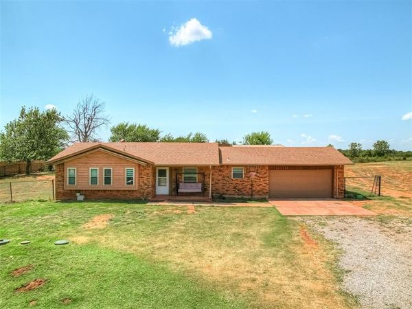 6317 Futurity Drive, Harrah, OK 73045