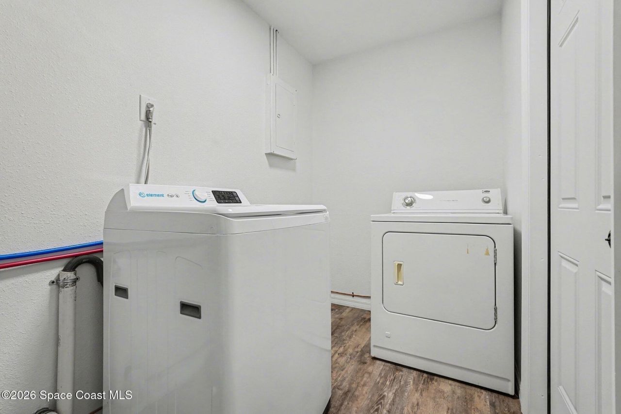 2373 Pawnee Drive , Melbourne, FL 32935 Photo