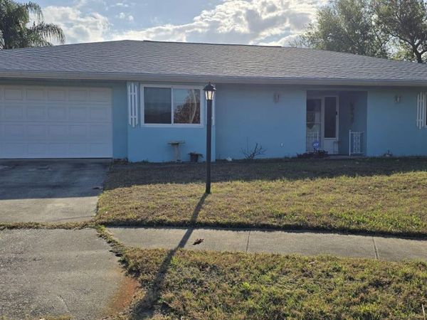 1494 Doral Court NE, Palm Bay, FL 32905