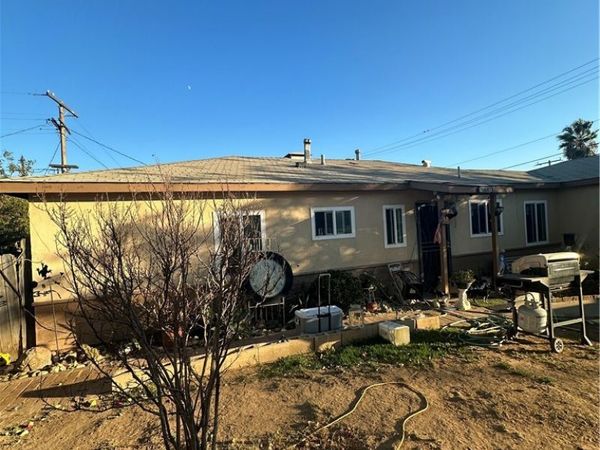 2990 Avalon, Jurupa Valley, CA 92509