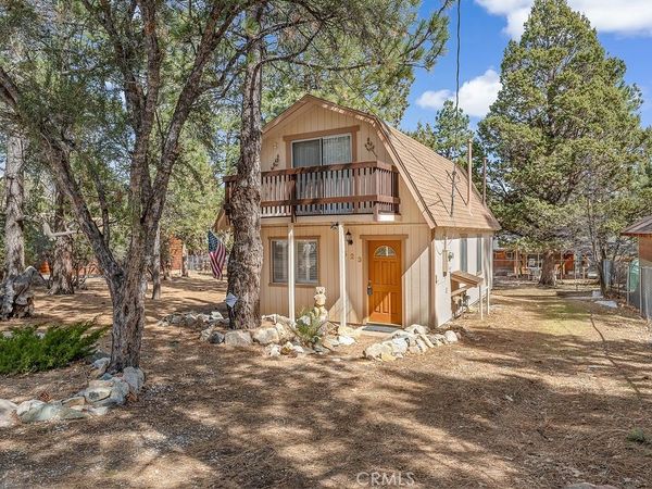 523 Wabash Lane, Sugarloaf, CA 92386