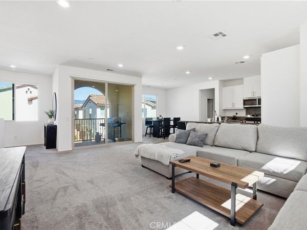 16651 Snowdrop, Unit 1, Fontana, CA 92336