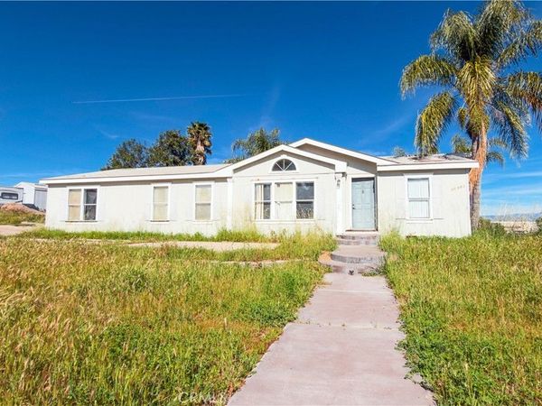 22540 Markham, Perris, CA 92570