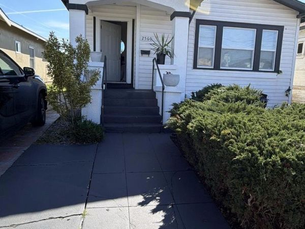 2560 68Th Ave, Oakland, CA 94605