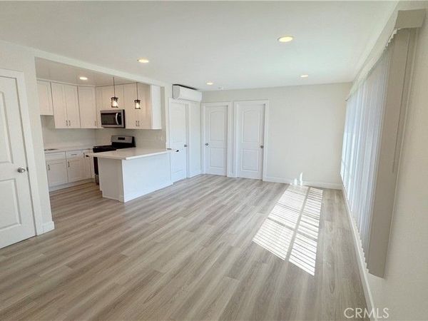 919 E Acacia Avenue, Unit O, Glendale, CA 91205
