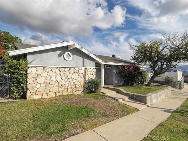 28190 Hot Springs, Canyon Country, CA 91351