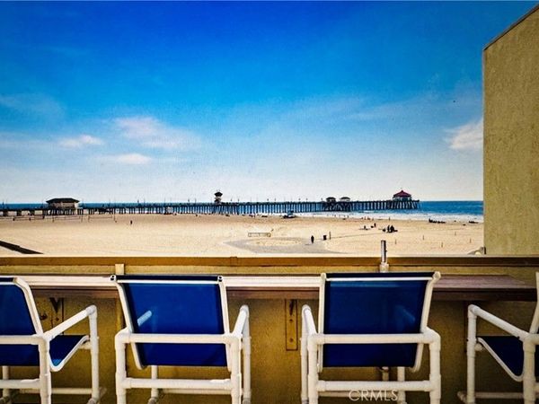 711 Pacific Coast, Unit 330, Huntington Beach, CA 92648