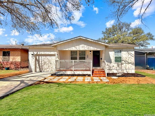 1609 Fresno, San Antonio, TX 78201