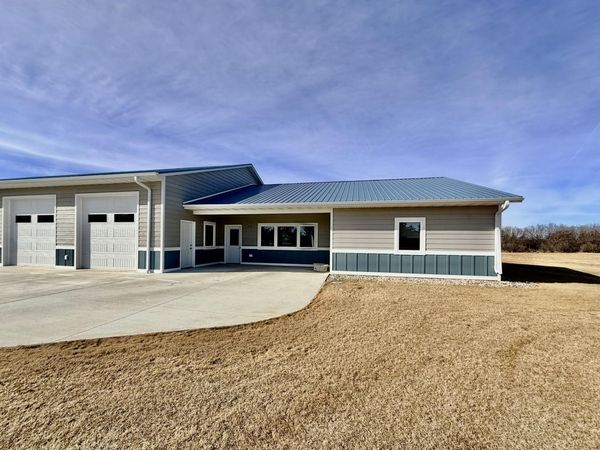 376 W Lake Drive, Mina, SD 57451
