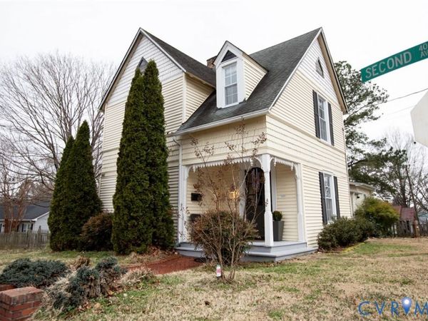 401 Second Avenue , Farmville, VA 23901