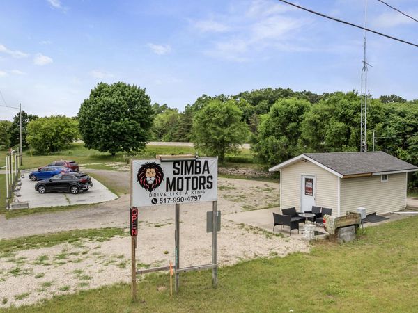 6006 Ann Arbor Road, Jackson, MI 49201