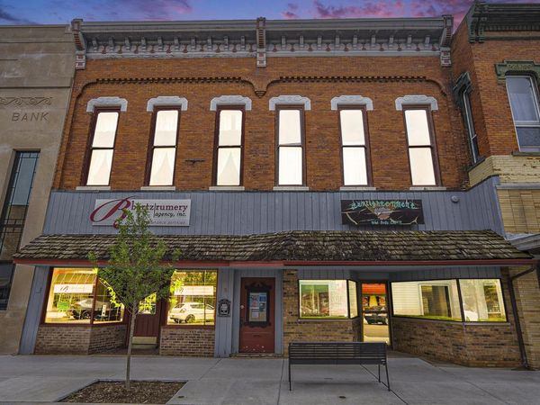 110 106 Locust Street, Allegan, MI 49010