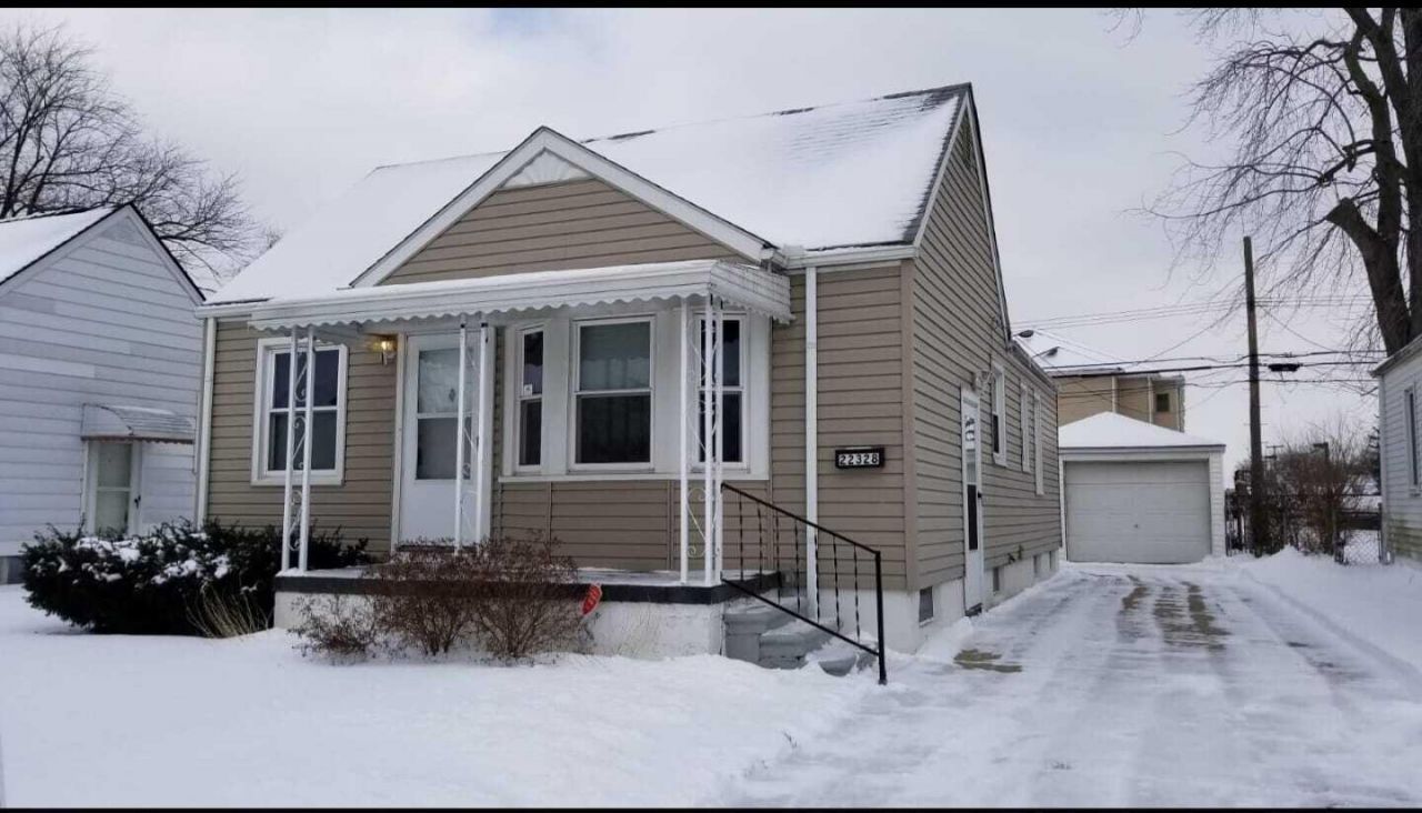 22328 Firwood Avenue, Eastpointe, MI 48021 Main Photo