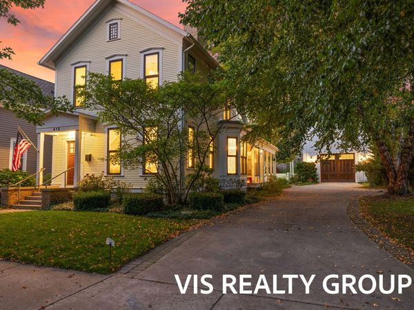 415 Howard Avenue, Grand Haven, MI 49417