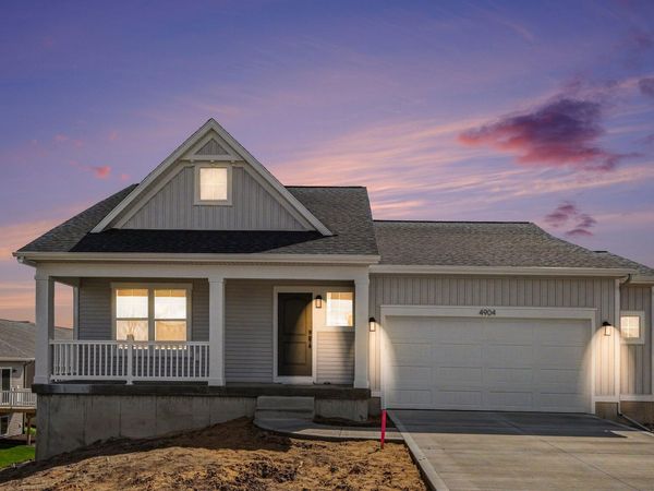 4904 Bethpage Drive NW, Comstock Park, MI 49321