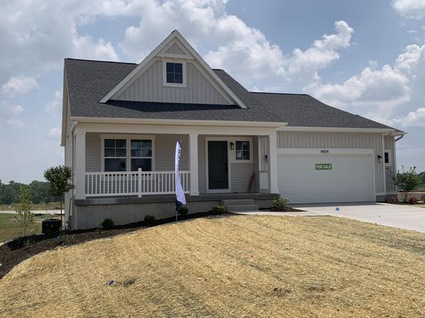 4904 Bethpage Drive NW, Comstock Park, MI 49321