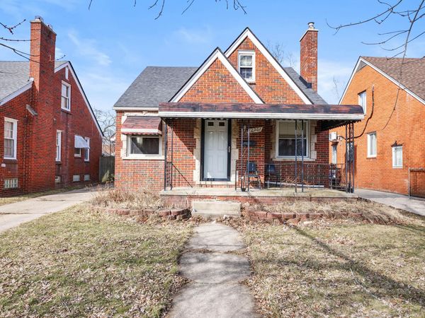 12261 Lansdowne Street E, Detroit, MI 48224
